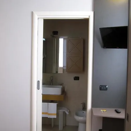 Giglio Hotell 3*